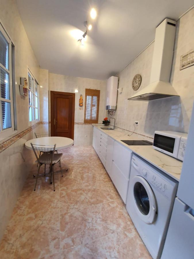 Apartamento Ollerias Malaga Ngoại thất bức ảnh