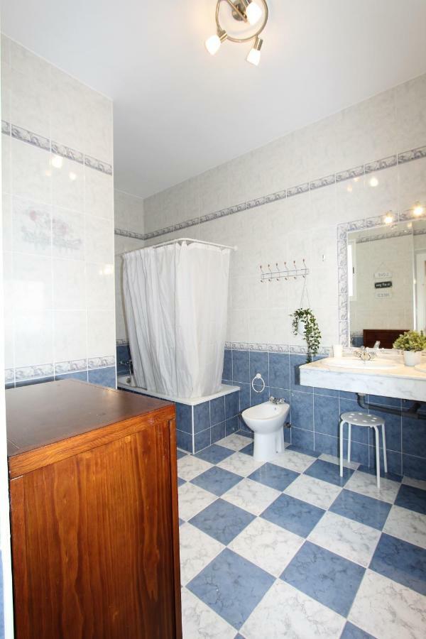 Apartamento Ollerias Malaga Ngoại thất bức ảnh