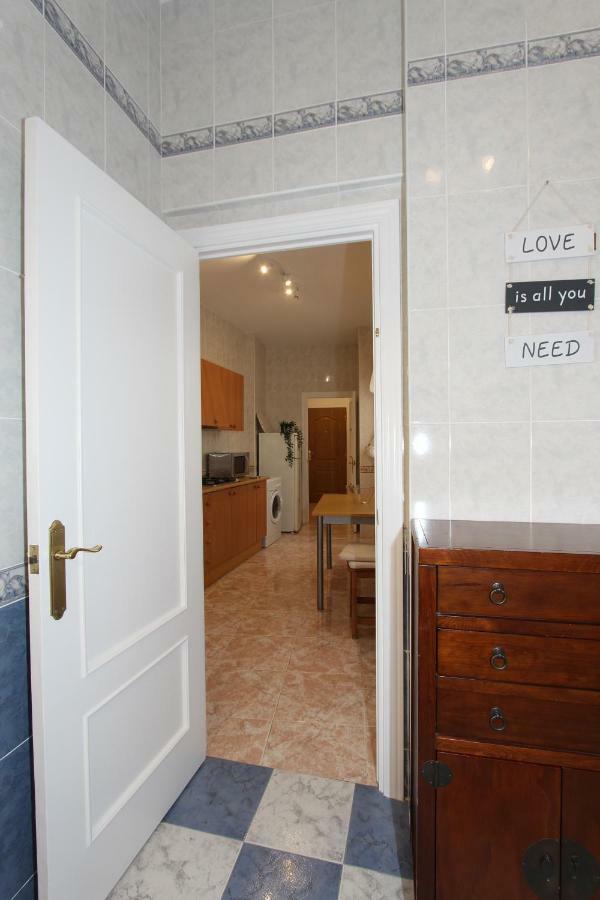 Apartamento Ollerias Malaga Ngoại thất bức ảnh