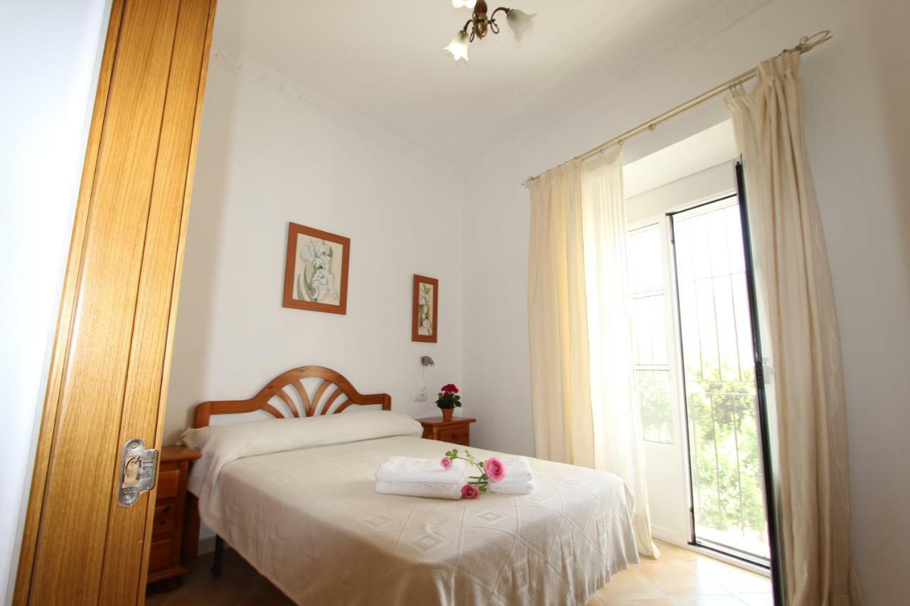 Apartamento Ollerias Malaga Ngoại thất bức ảnh