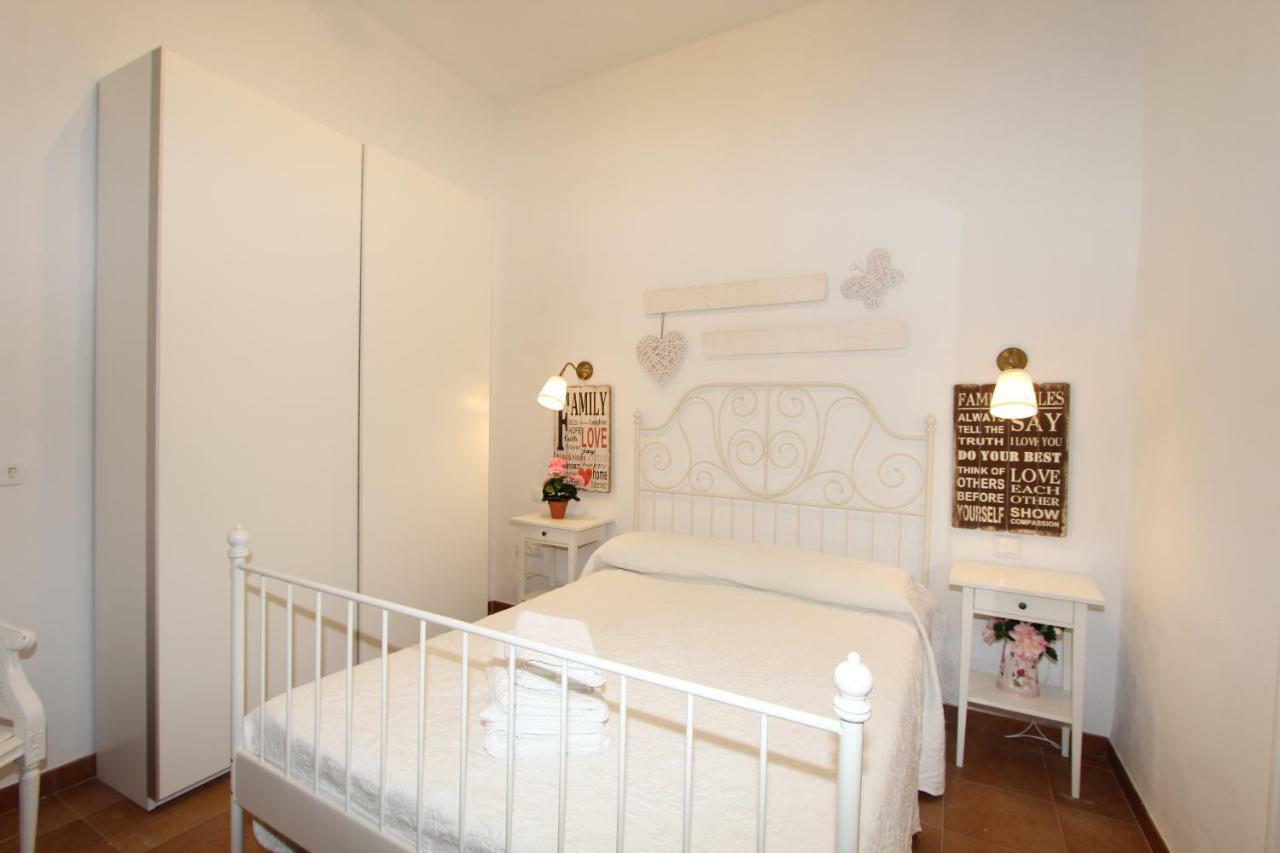 Apartamento Ollerias Malaga Ngoại thất bức ảnh