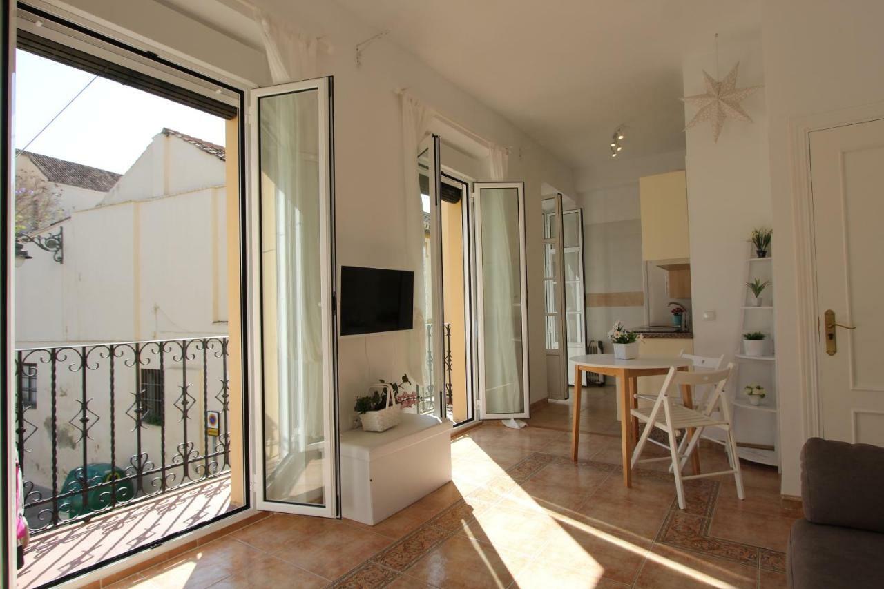 Apartamento Ollerias Malaga Ngoại thất bức ảnh