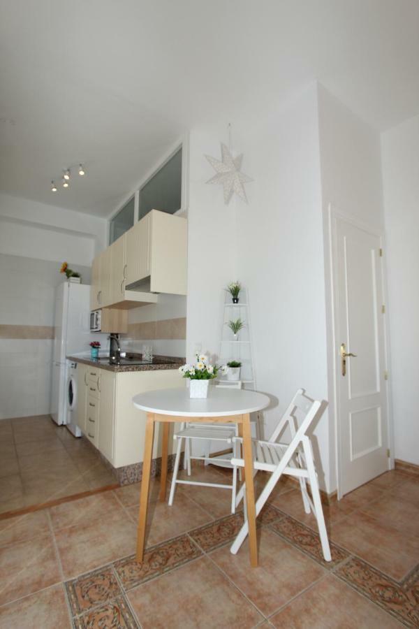 Apartamento Ollerias Malaga Ngoại thất bức ảnh
